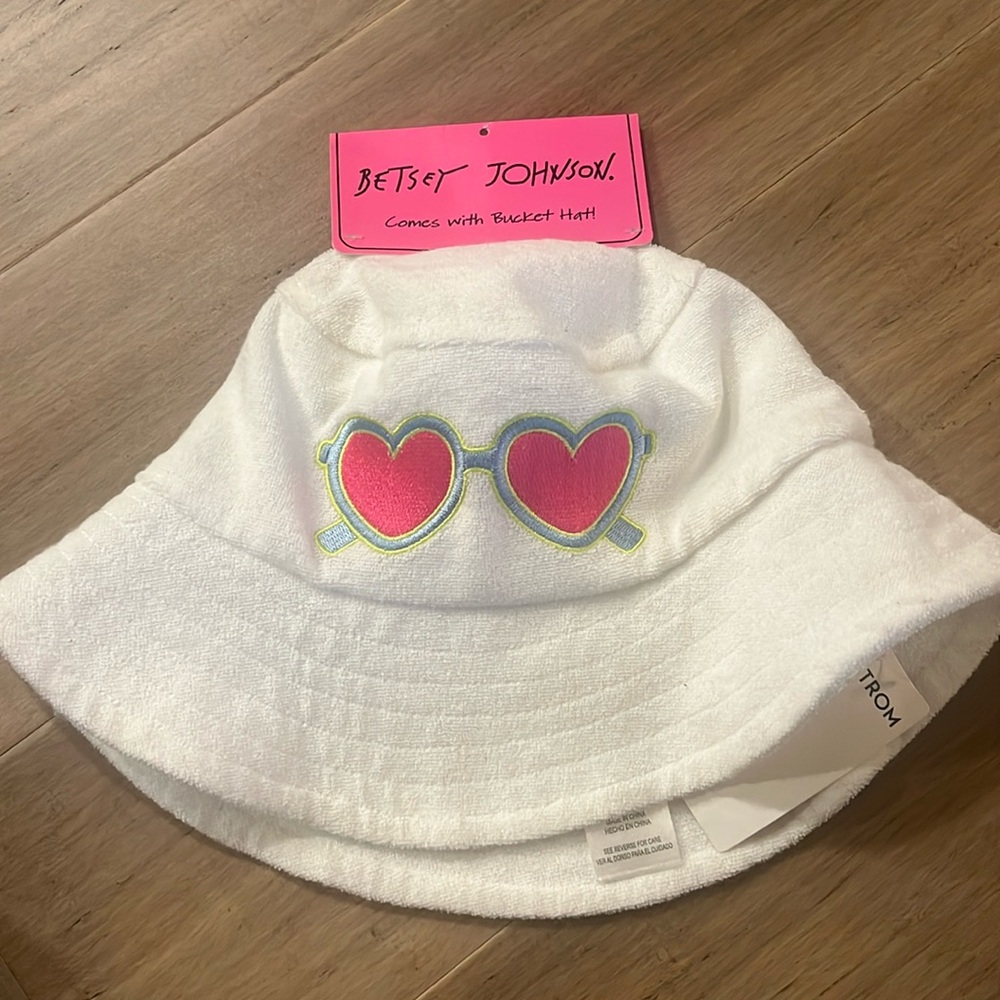 Betsey Johnson Kids Bucket Hat 6x Terry Cloth